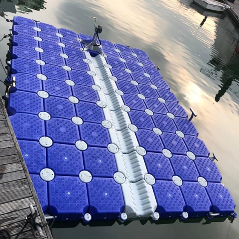 Premium Quality Pontoon Bridge Jet Ski Platform Plastic Modular Floating Dock Cubes