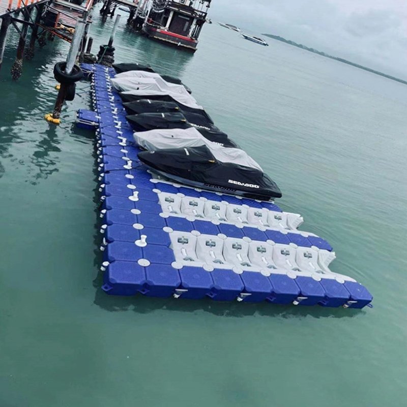 Premium Quality Pontoon Bridge Jet Ski Platform Plastic Modular Floating Dock Cubes