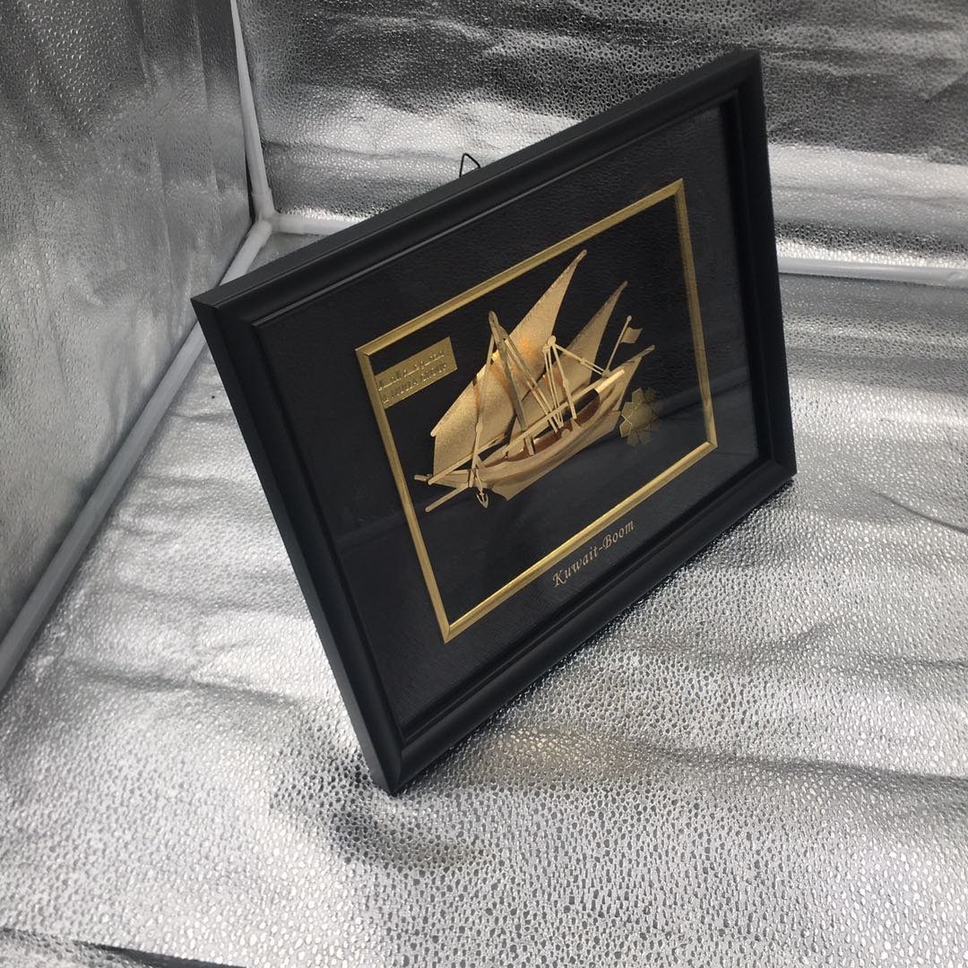 VIP GIFT HIGH QUALITY METAL MODEL SHIP, 24k GOLD FOIL DHOW FRAME ,24k Gold Foil Boat FRAME Craft for Sale