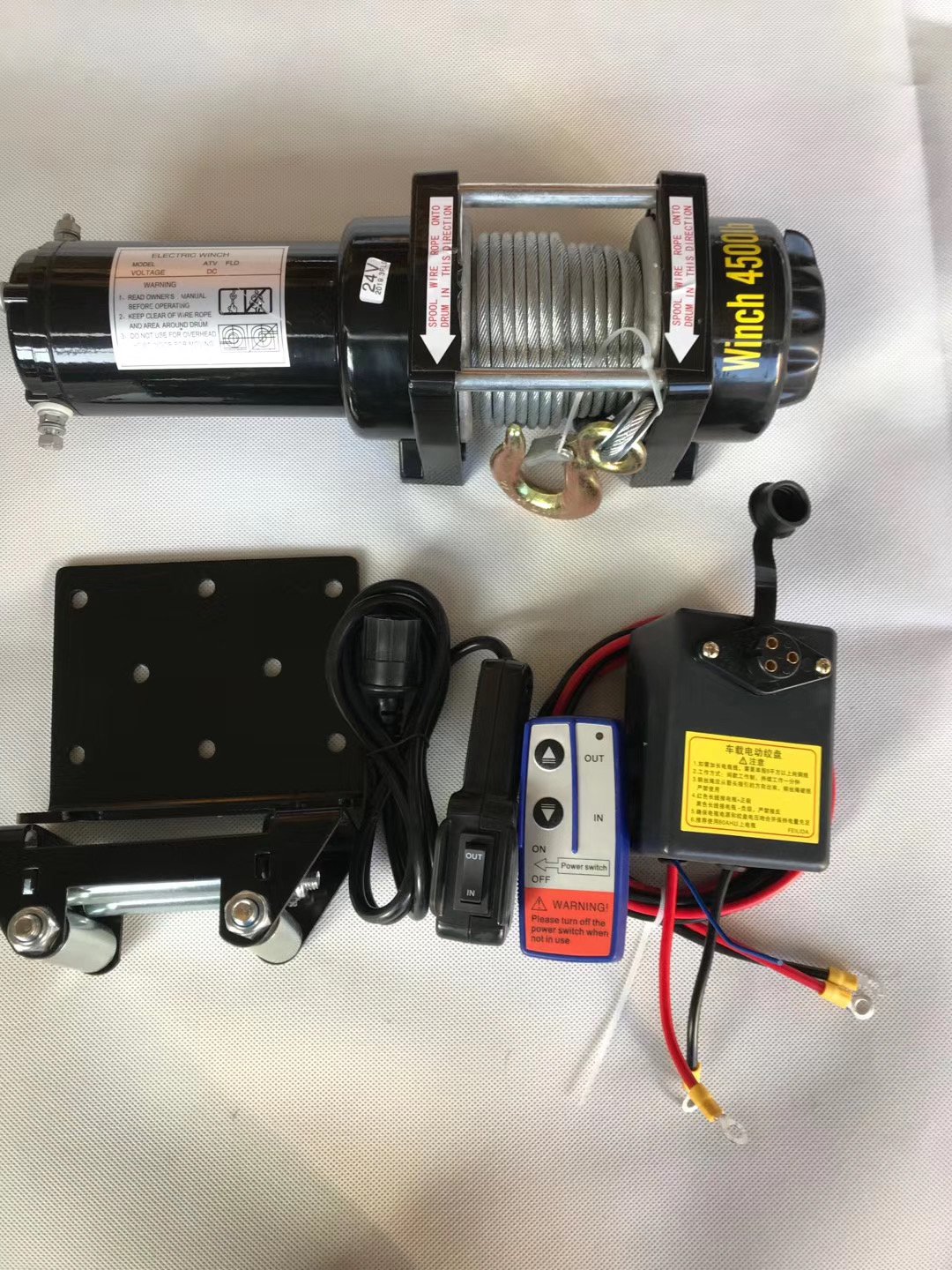 High Quality 3000lbs 12v Electric Winch with Wire Rope