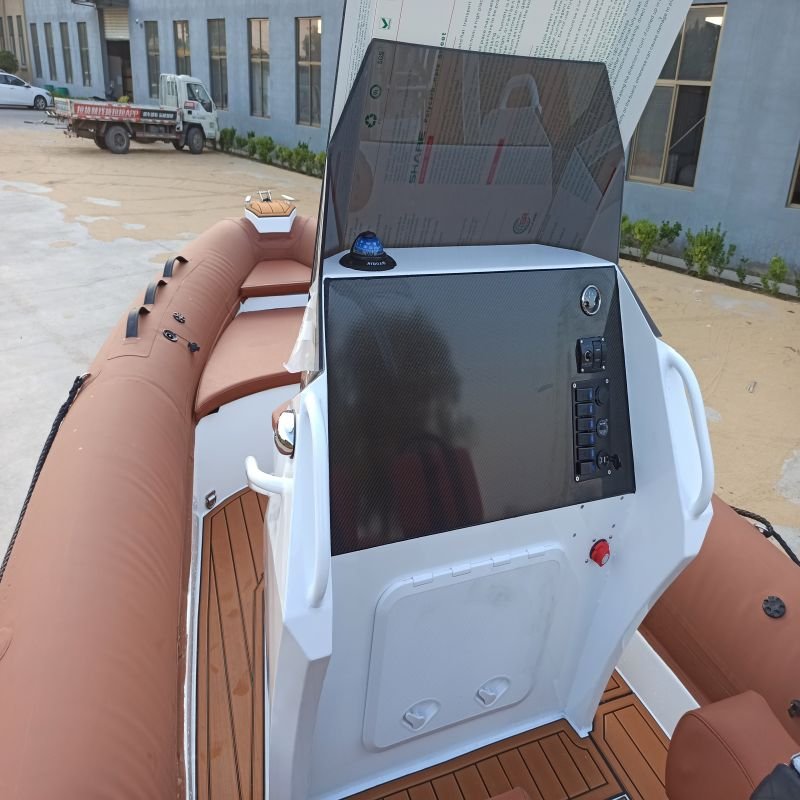 Italian Design High-End Luxury 620 RIB Aluminum Hull Outboard Yacht Inflatable for Fishing and Patrol for River Usage