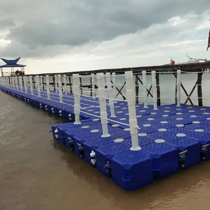 Hot-selling Modular Pontoon HDPE Floating Bridge Bridge Plastic Floating Dock Walkway Platform