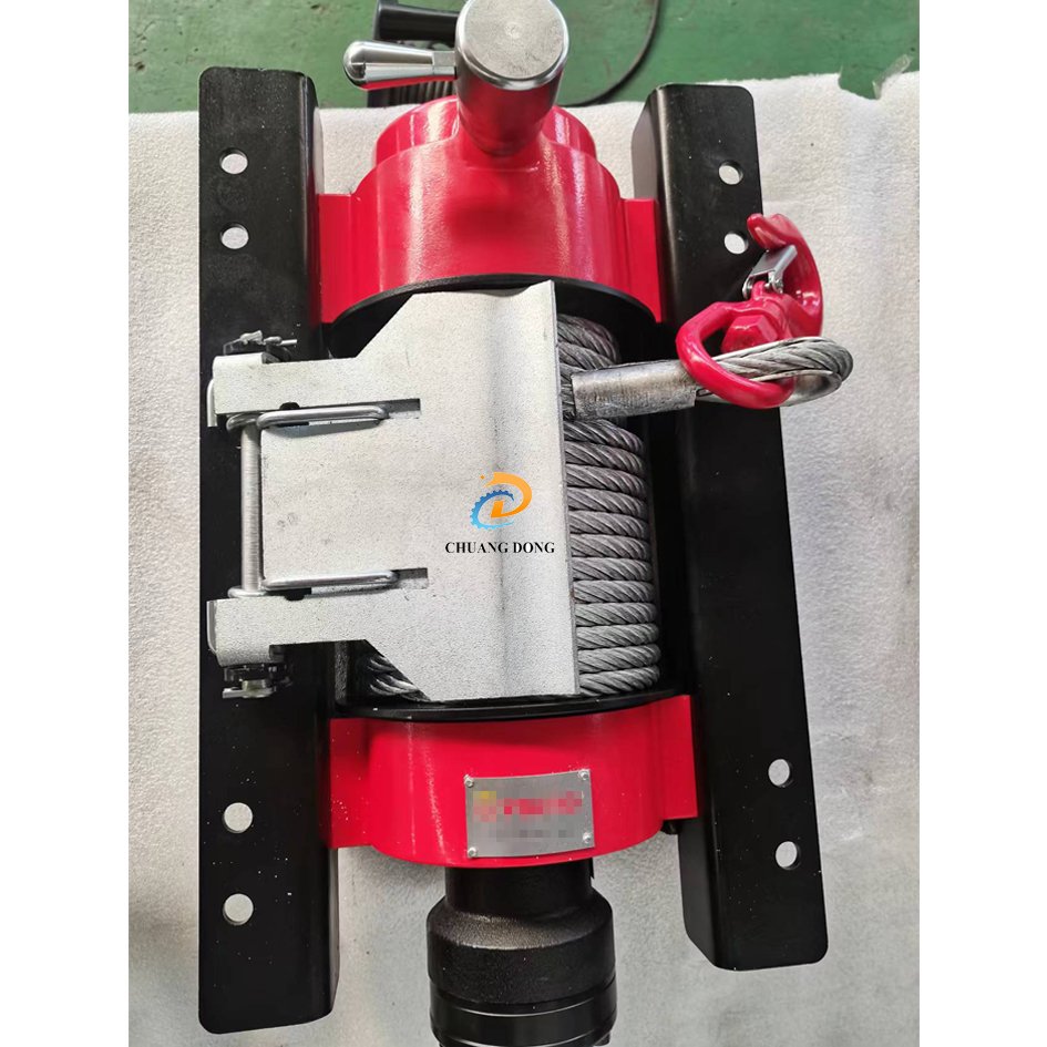 China CE Cargo Platform Tow Truck Flatbed Truck Wrecker Body Recovery Truck Lifting Pulling Hydraulic Winch for Sale