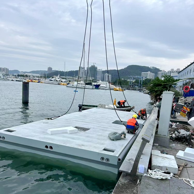 Concrete Float of Marina High Quality Jetty Concrete Floating Pontoon