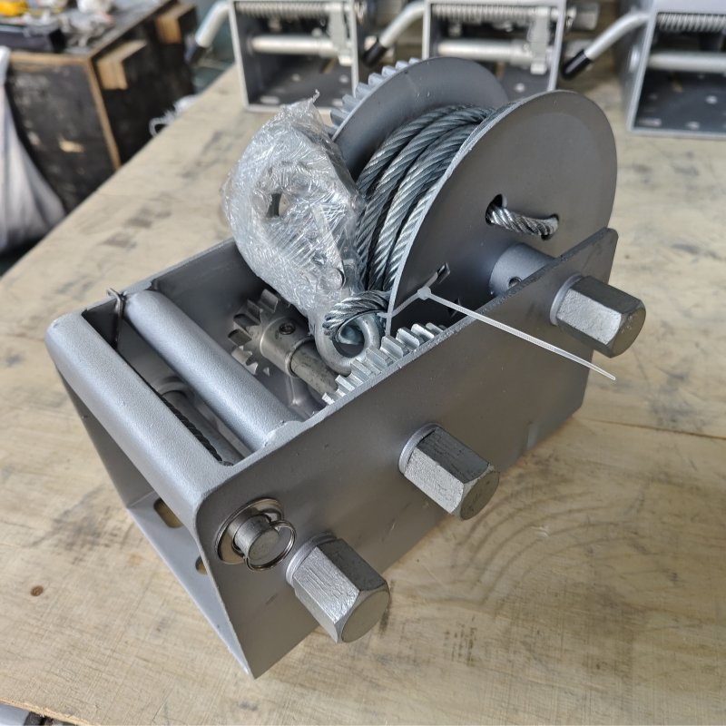 EX-Factory Hand Winch 4500lbs & 2 Ton Portable Boat Anchor Winch Manual Winch for Boat Trailer with 7.5M Cable