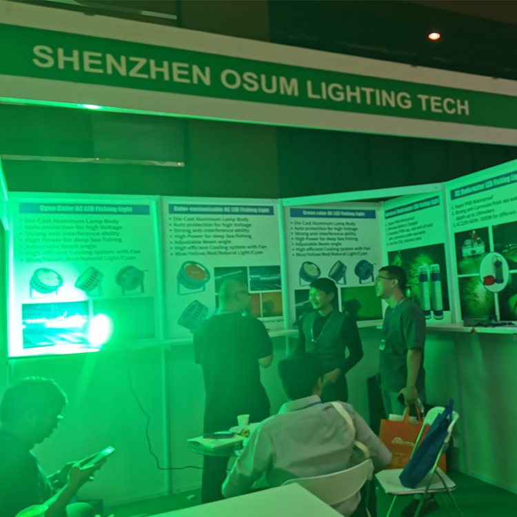 Osum Outdoor 800W 1000W Boat Light Green 200 Lm Waterproof Blue Lighting Bow Calamare Lamp Led Fishing Lights for Marine Fish