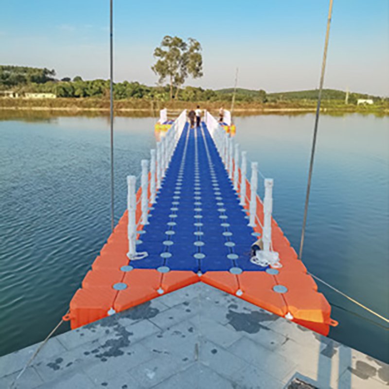 HDPE Modular Floating Dock Blocks Plastic Jetty Platform Pontoon Bridge Systems Floating Boat Docks