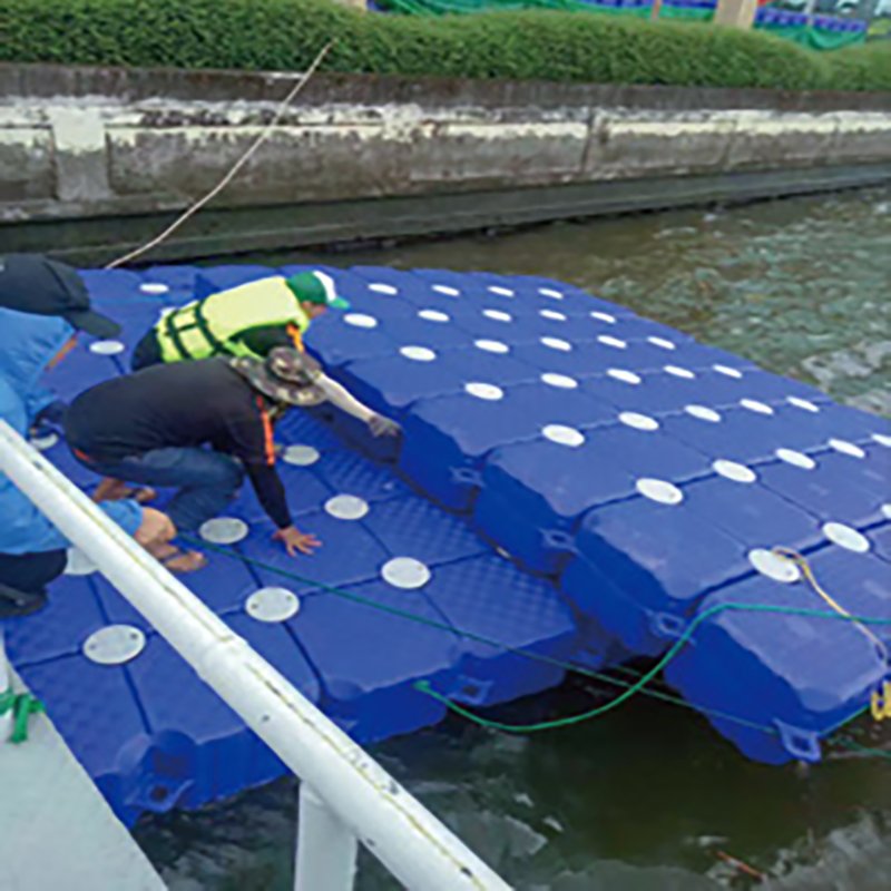 HDPE Modular Floating Dock Blocks Plastic Jetty Platform Pontoon Bridge Systems Floating Boat Docks