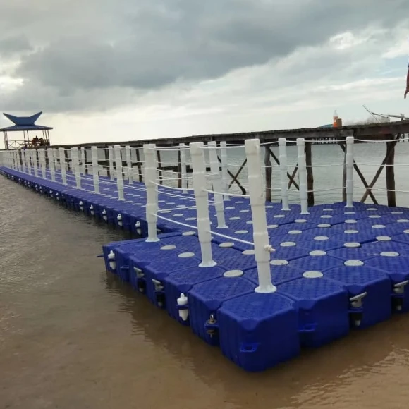 HDPE Modular Floating Dock Blocks Plastic Jetty Platform Pontoon Bridge Systems Floating Boat Docks