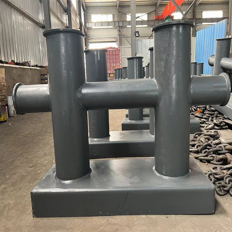Marine Cast Steel Stainless Steel Mooring Boat Yacht Ship Bollard Double Cross Bollard Bitts
