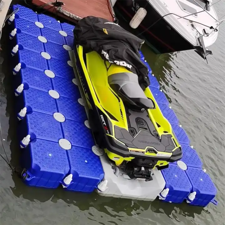 Plastics Modular Floating Dock Jetski Pontoon with Roller Cubes and Winch