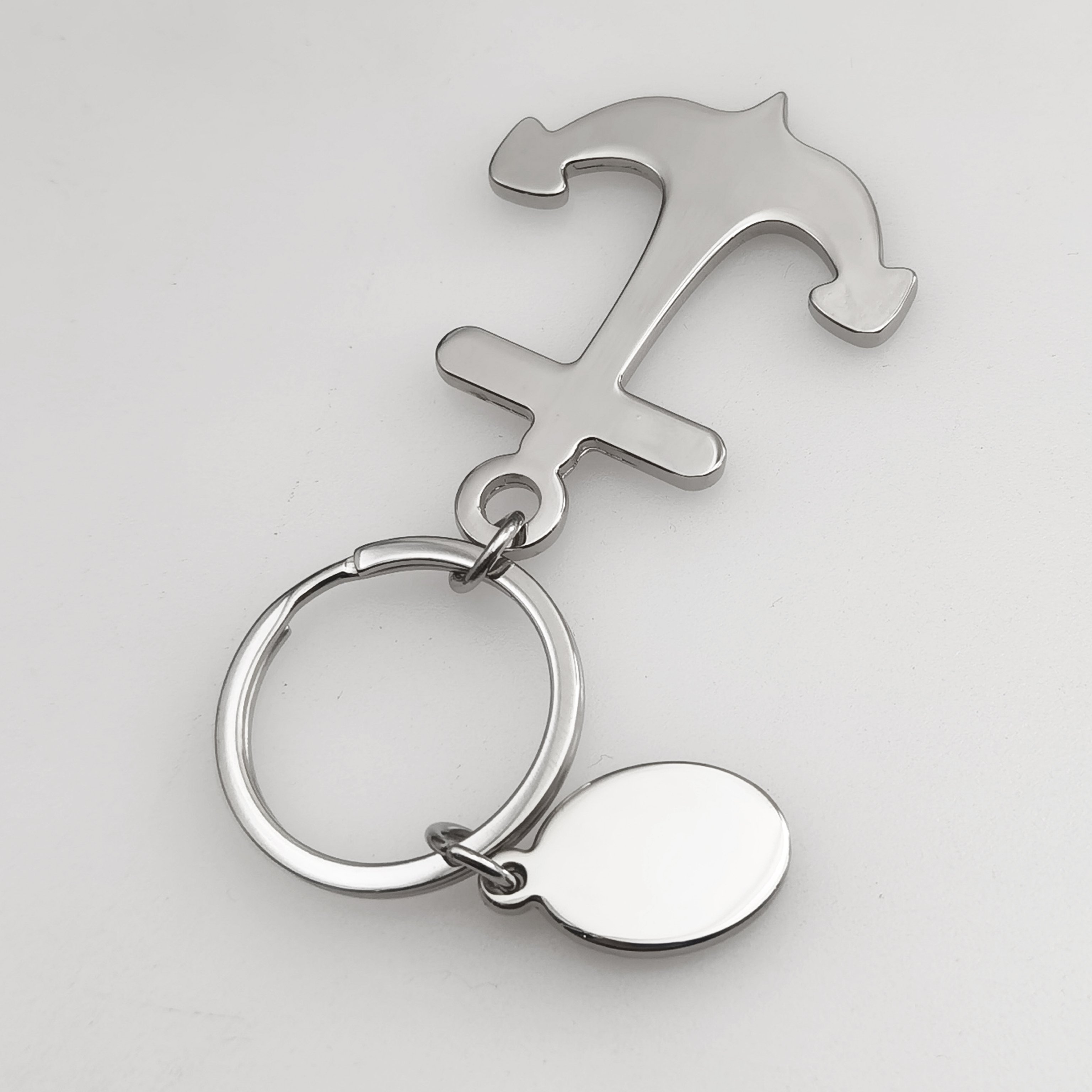 Wholesale Fashion Metal Creative Key Chain Oval Tag Cute Mini Personalized Boat Anchor Sailboat Ship Keychain for Men Gift