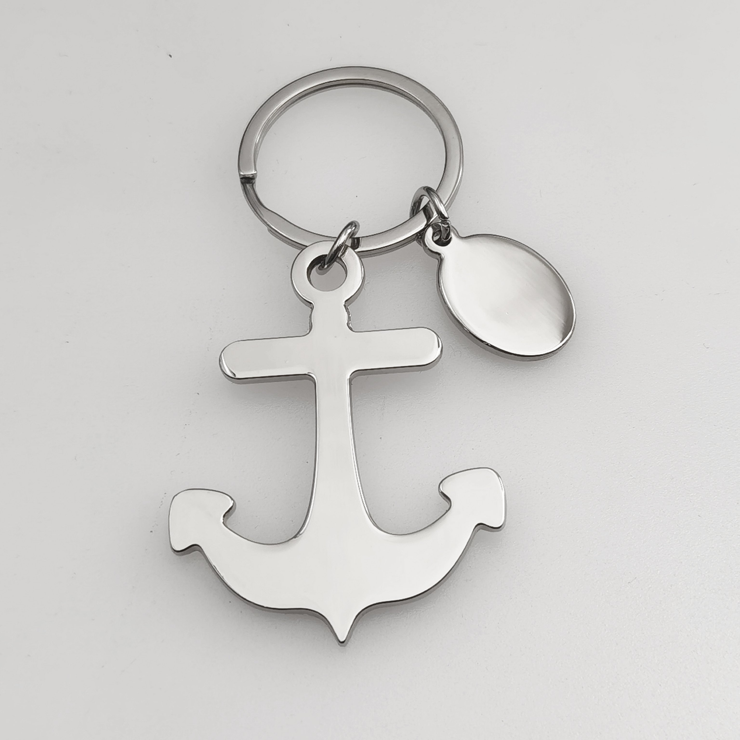 Wholesale Fashion Metal Creative Key Chain Oval Tag Cute Mini Personalized Boat Anchor Sailboat Ship Keychain for Men Gift