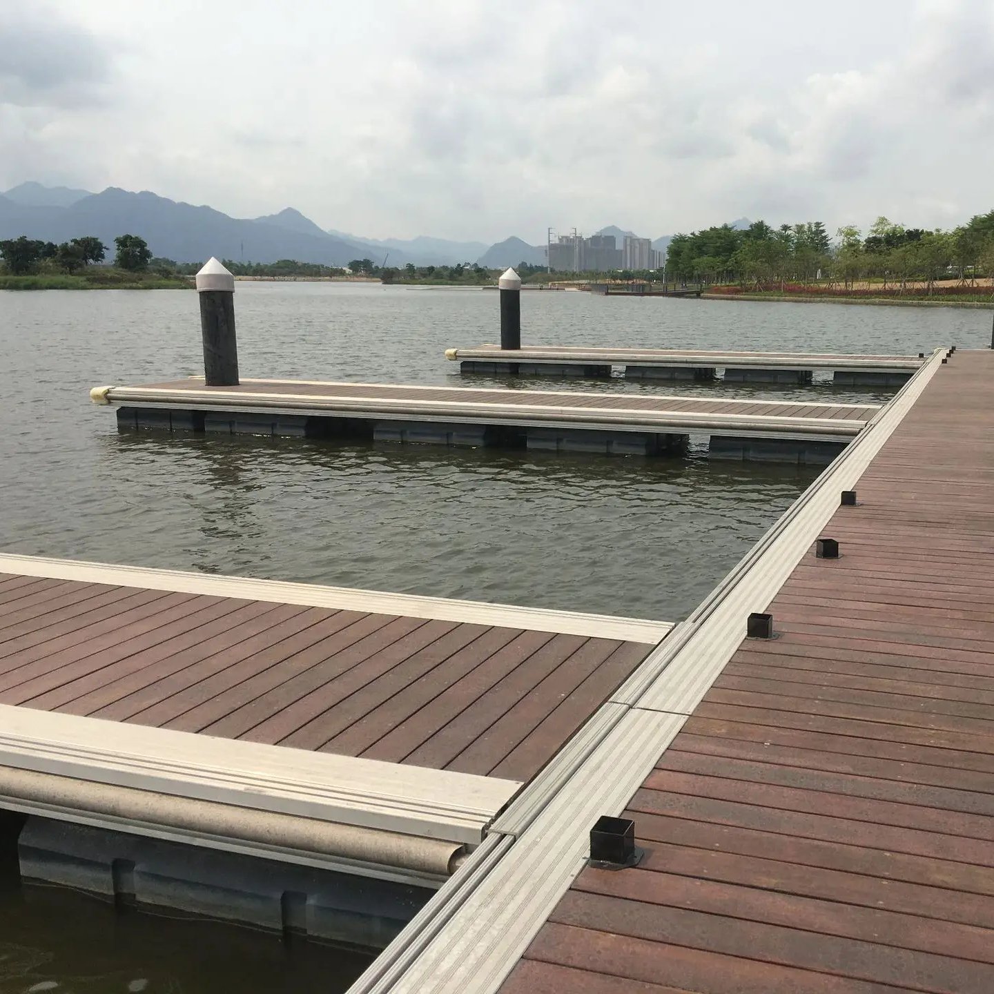 High Quality Aluminum Floating Dock Jetty Boat Personal Lake Marine Whart Aluminum Dock Sets