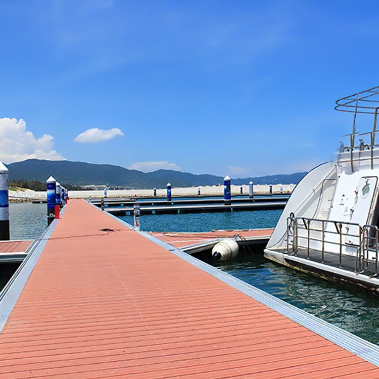 Specializing in Manufacturing Floating Docks Steel or Aluminum Frame Dock Best Quality