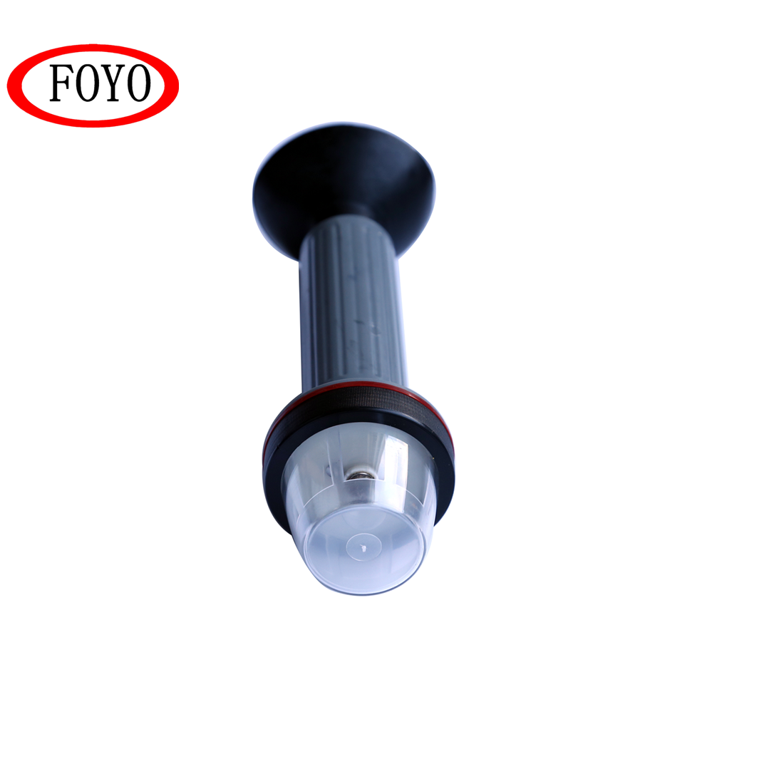 Marine Boat Canoe Kayak Portable Battery Operated All Round Anchor/Stern Light with Incandescent Bulb with Suction Cup Mount