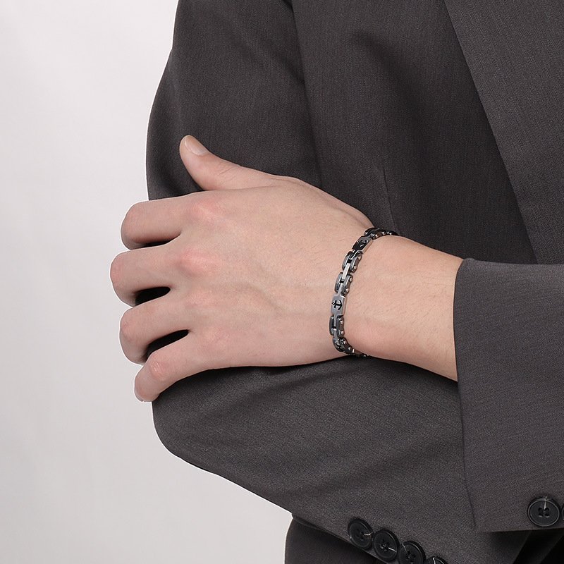 Men's Bracelet Vintage Titanium Steel Hand Chain Advanced Sense Boat Anchor Gift Personality Simple Bracelet Bangles