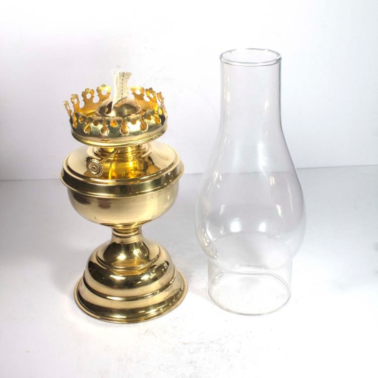 High Quality Brass Kerosene Maritime Ship Lantern Vintage Oil Antique Nautical Decorative Lamp Ideal for Home and Boat