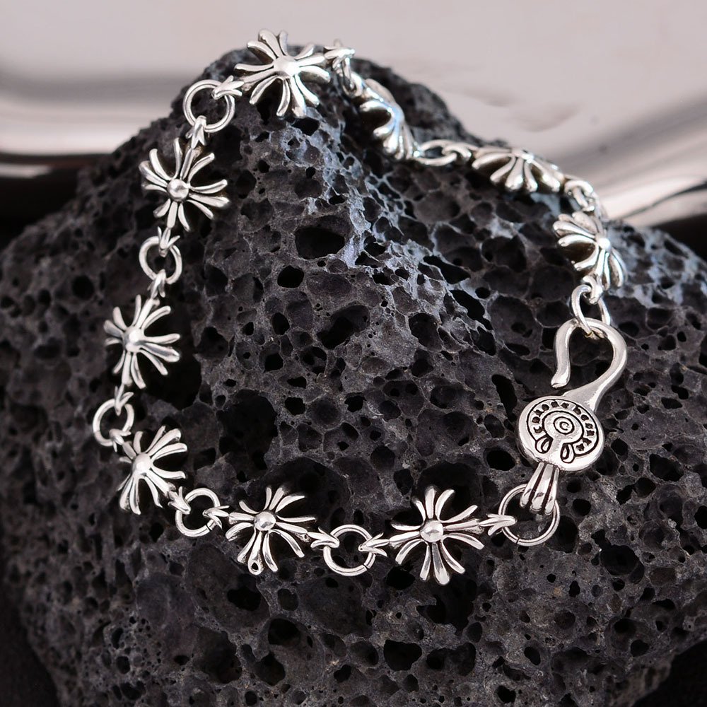 Retro Men Punk Style Boat Anchor Cross Flower Hook Bracelet Female Personality Trend All Wear High Quality Design Bracelet