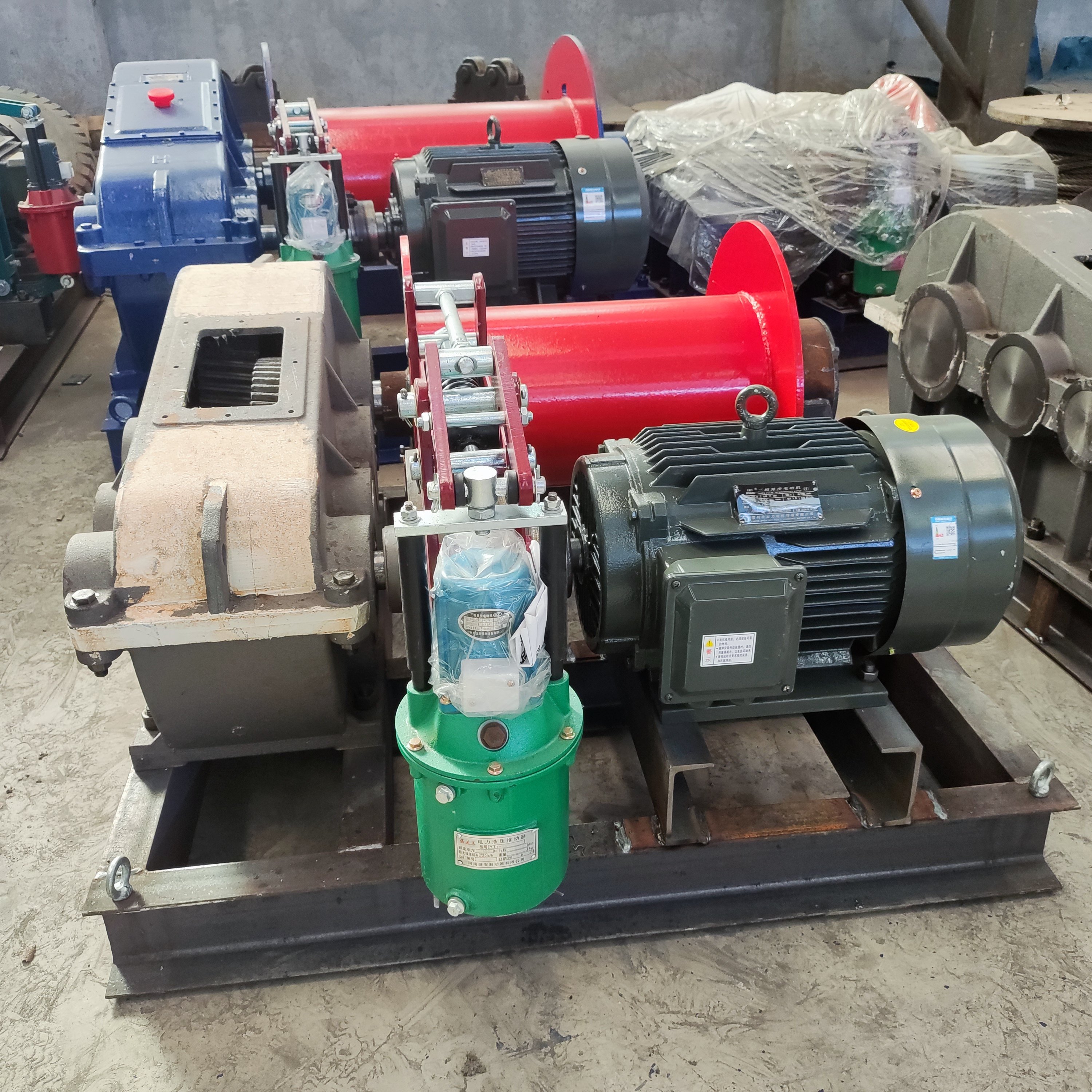2025 Hot Sale Good Price Boat Anchor 10 Ton Electric Motor Gasoline Lifting Mining Synthetic Winch Rope Winch
