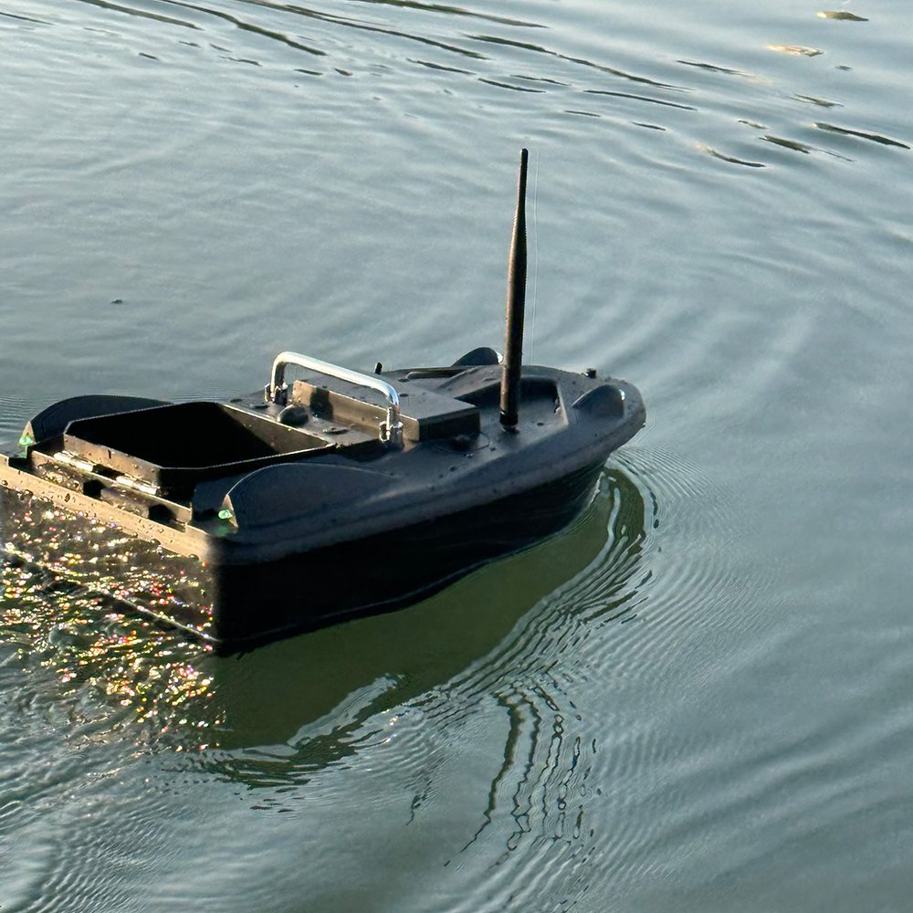 Good Price New Wireless Anchor Fish Nesting Boat Remote Control Constant Speed Cruise Intelligent Fishing Nesting Boat