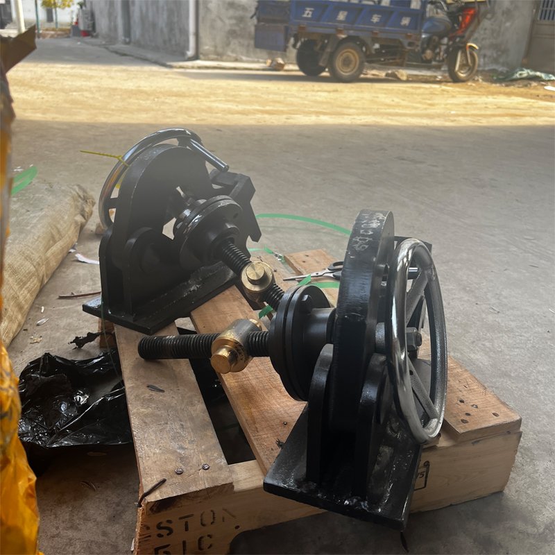 Reliable and Efficient Marine Screw Anchor Windlass for All Maritime Conditions - Factory Direct Sales