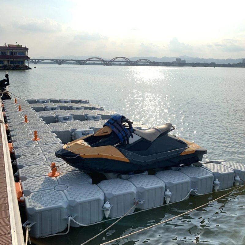 Popular Sale Plastic Modular Floating Dock Jetski Pontoon Cubes Floating Dock Platform Bridge