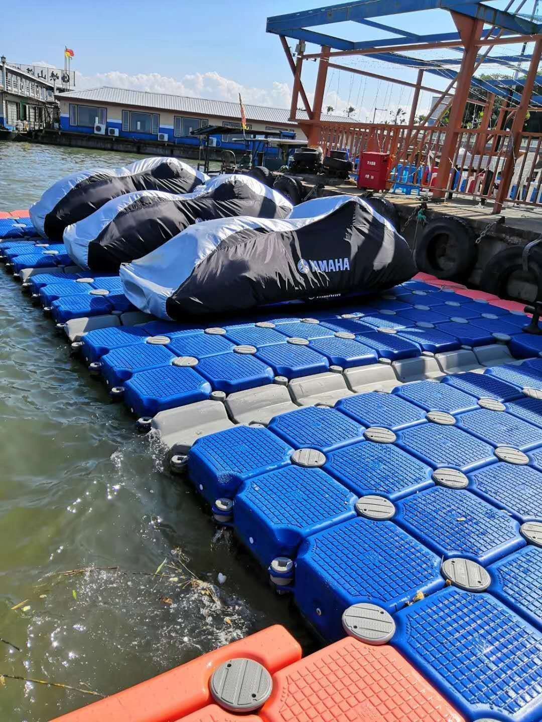 Durable Pontoon Cubes Plastic Floating Pontoon Dock Used Jet Ski Floating Dock Swimming Pool