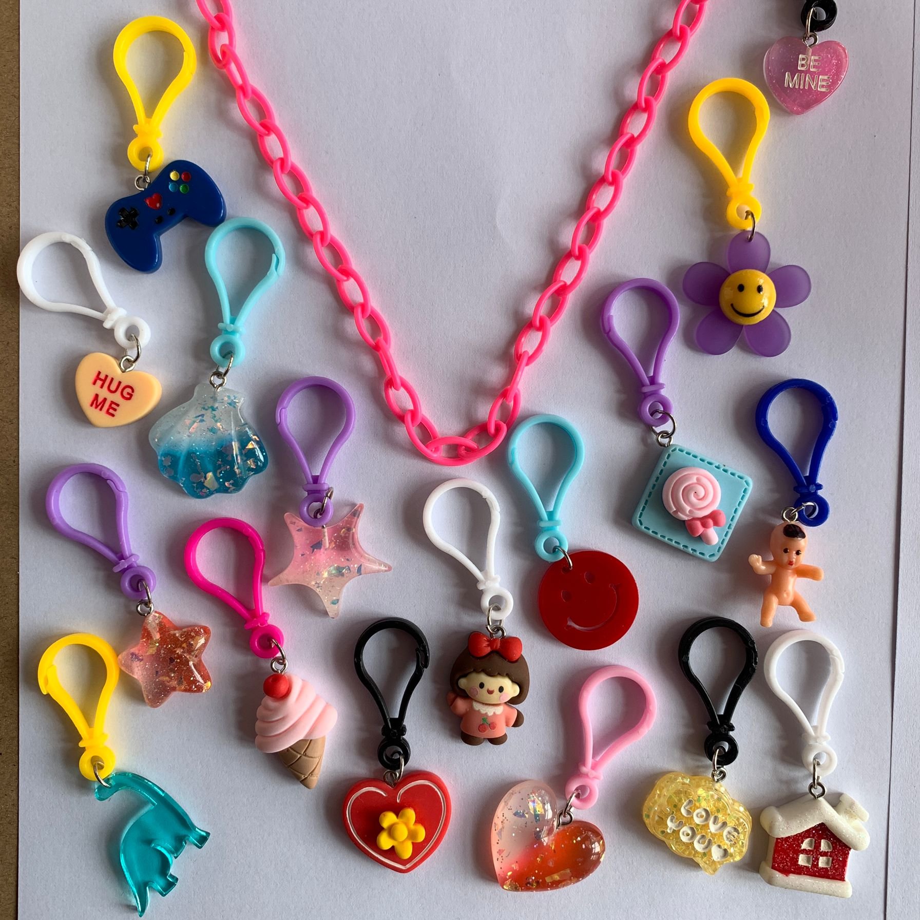 Cute Colorful Resin Charms with Snap Hooks Acrylic Chain Necklace for Kids Jewelry Toys Making Bag Charms Keychain Accessories