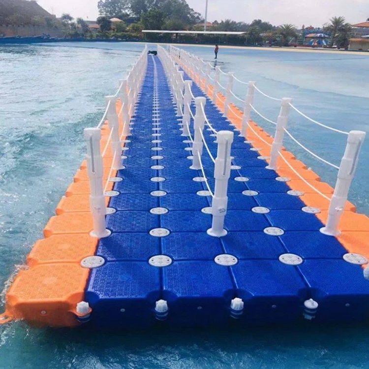 Wholesale HDPE Floating Blocks Pontoon Cubes Durable Plastic Floating Bridge Walkway Platform