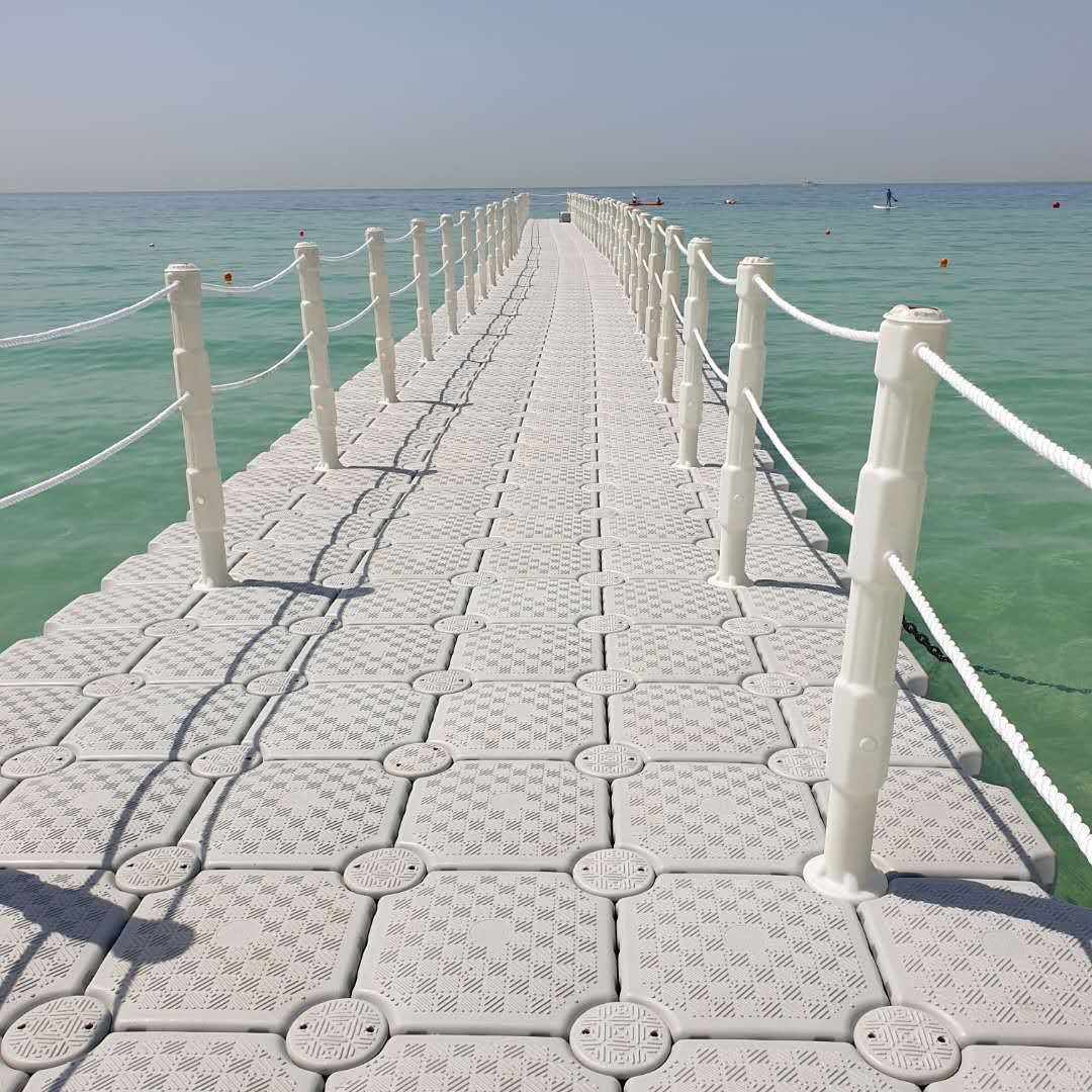Wholesale HDPE Floating Blocks Pontoon Cubes Durable Plastic Floating Bridge Walkway Platform