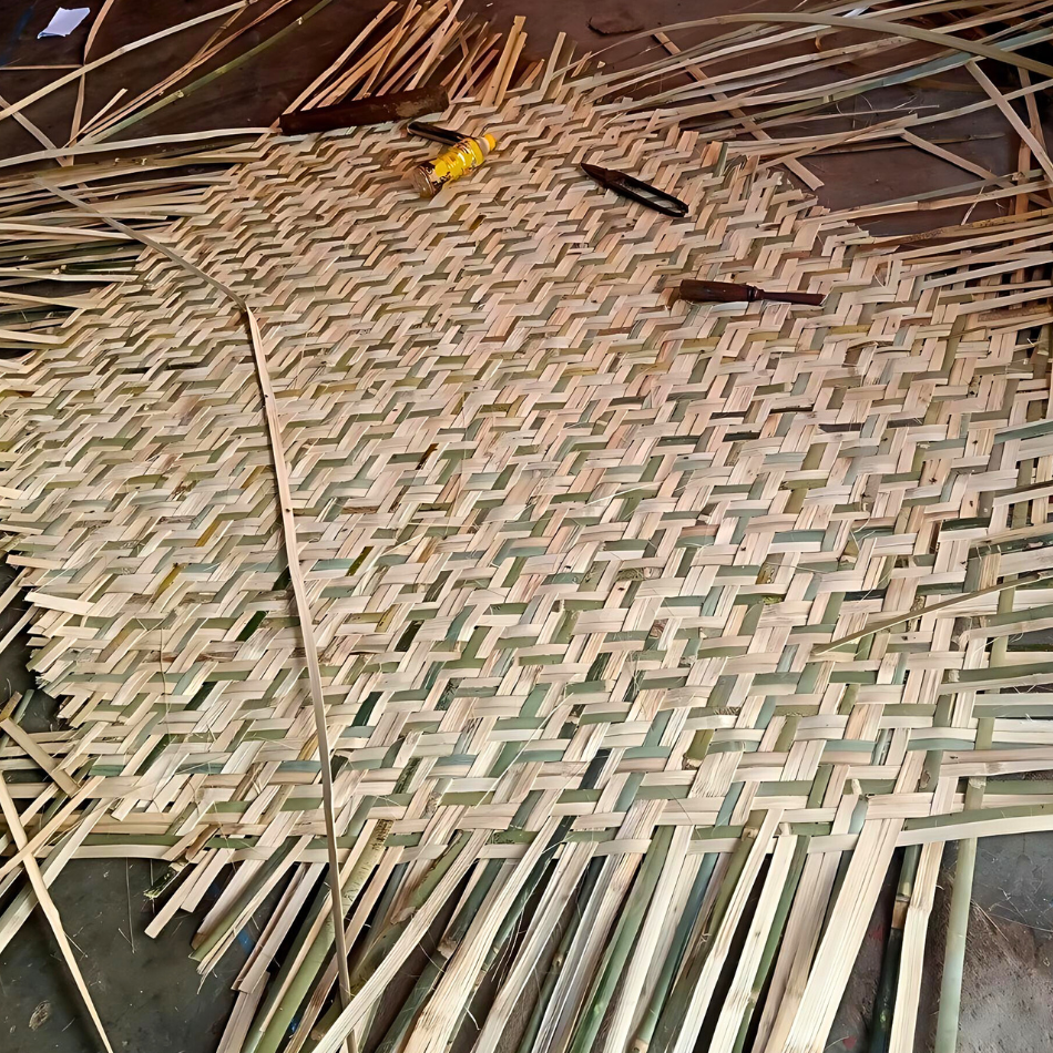 Vietnamese Custom Bamboo Wood Rowing Boat Fast Delivery for Lake & River Outdoor Adventure Fishing OEM ODM Custom Entertainment