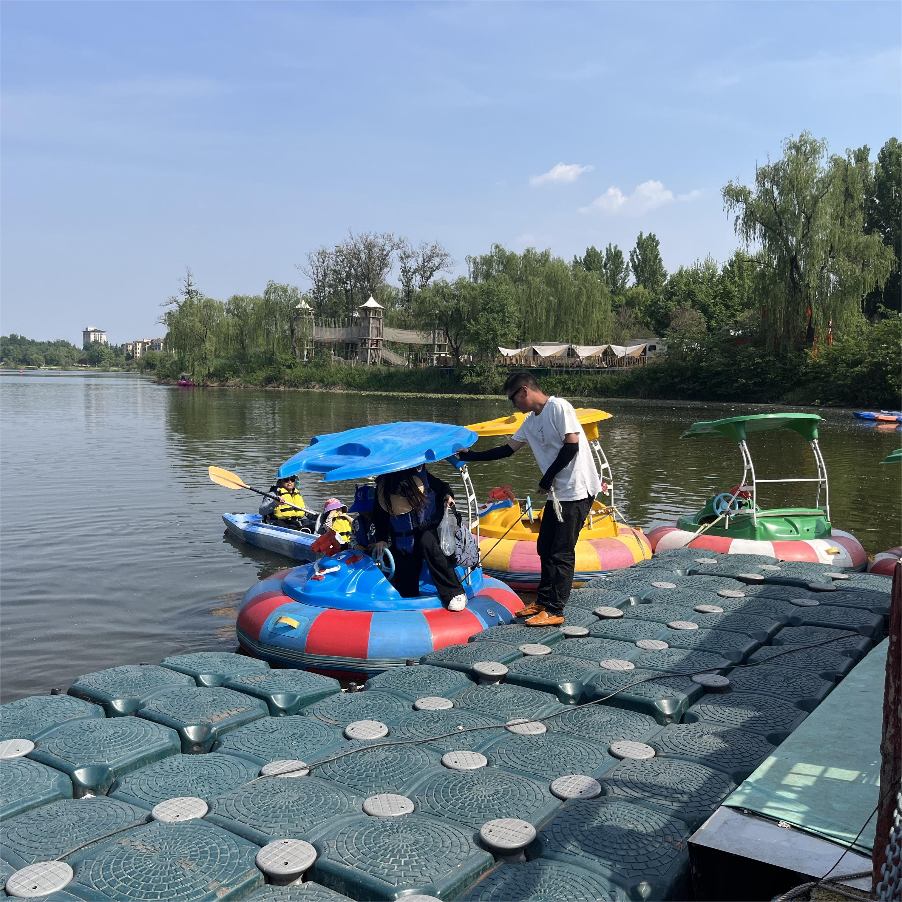China Factory Cheap Yacht Luxury Boat Yacht Water Park Boat Sea Beach Tourism