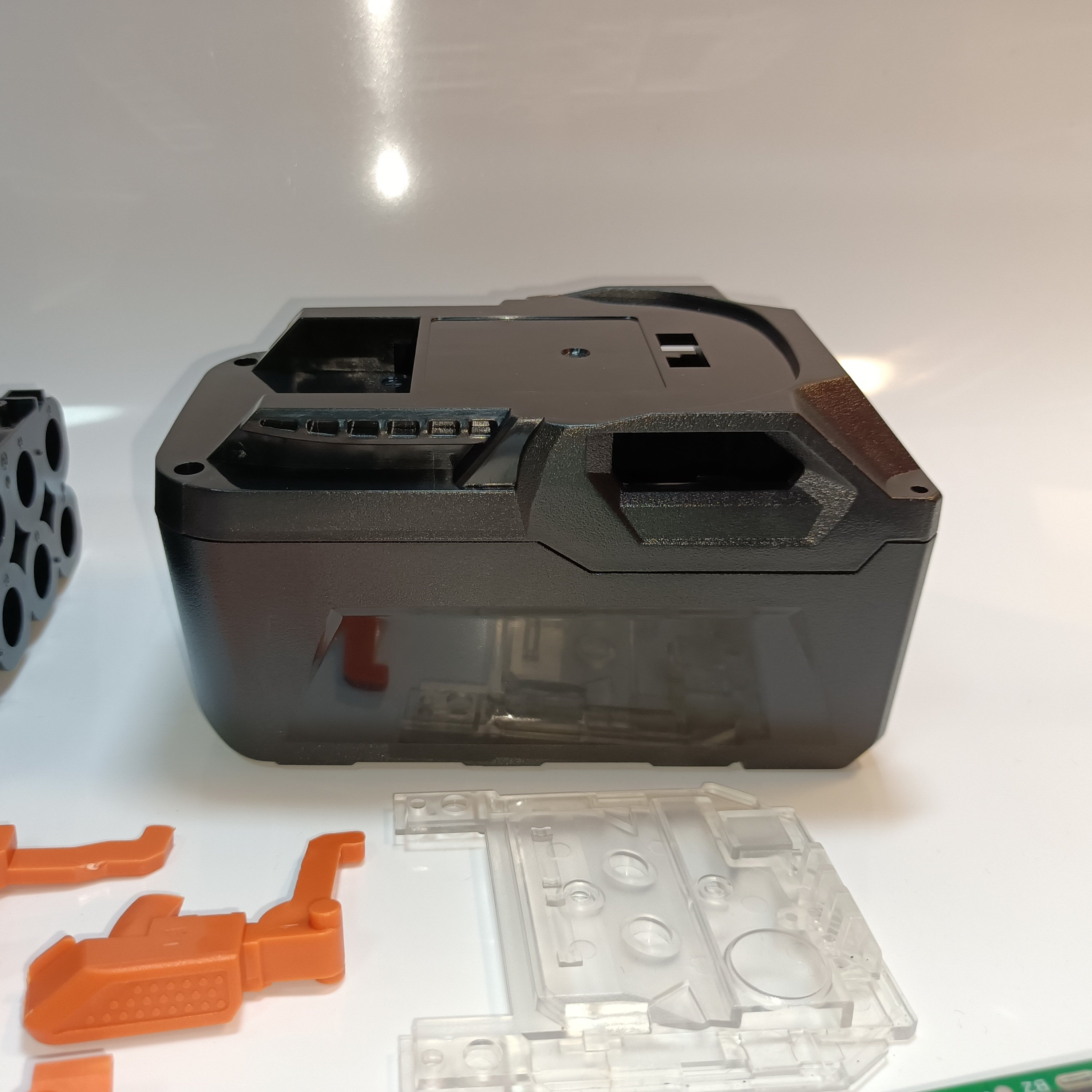 Factory Price AEG RIGID 18v 8.0AH 10AH L1830R 10 Cells 21700 Plastic case Plastic Housing Plastic Cover Bms 6.0AH L1240 L1215