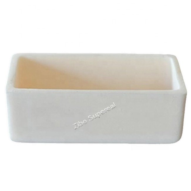 99 Al2o3 Alumina Ceramic Boat Crucible / Rectangular Crucible With Cover