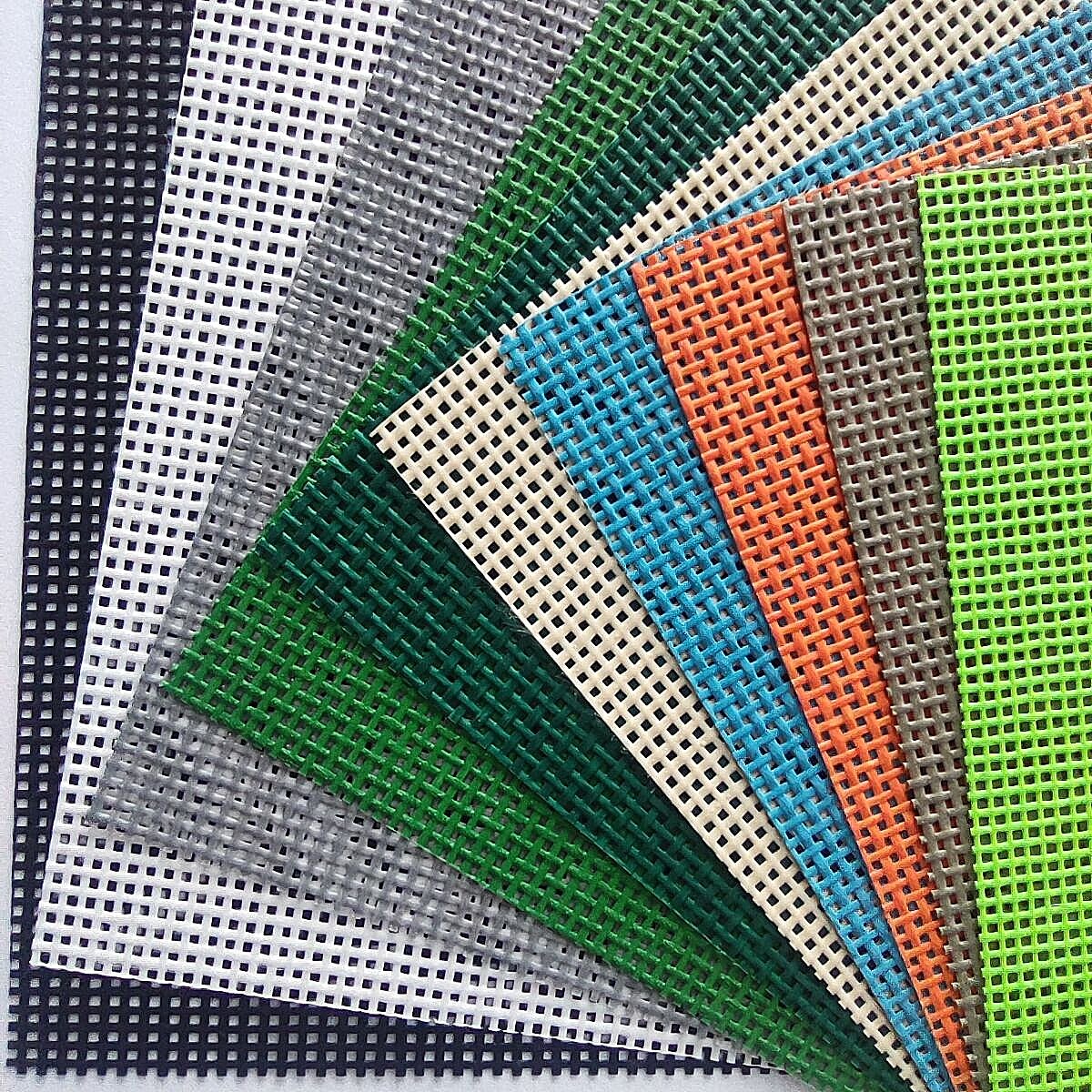 Antil-UV Color PVC Coated Polyester Mesh Fabric Heavy Duty Vinyl Pool PVC Mesh Cover Customized Size and Color PVC Mesh Fabric