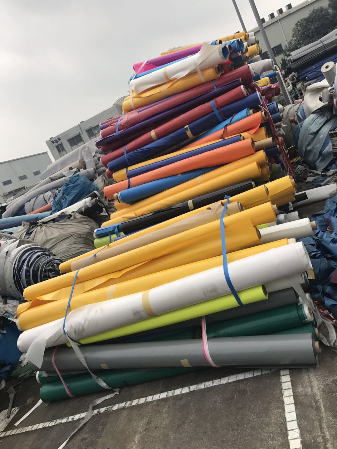 China Suppliers Plato High Quality Cheap PVC Anti Uv Coated Tarpaulin for Tent for Cover for Bags off Grade C Grade Stocklot