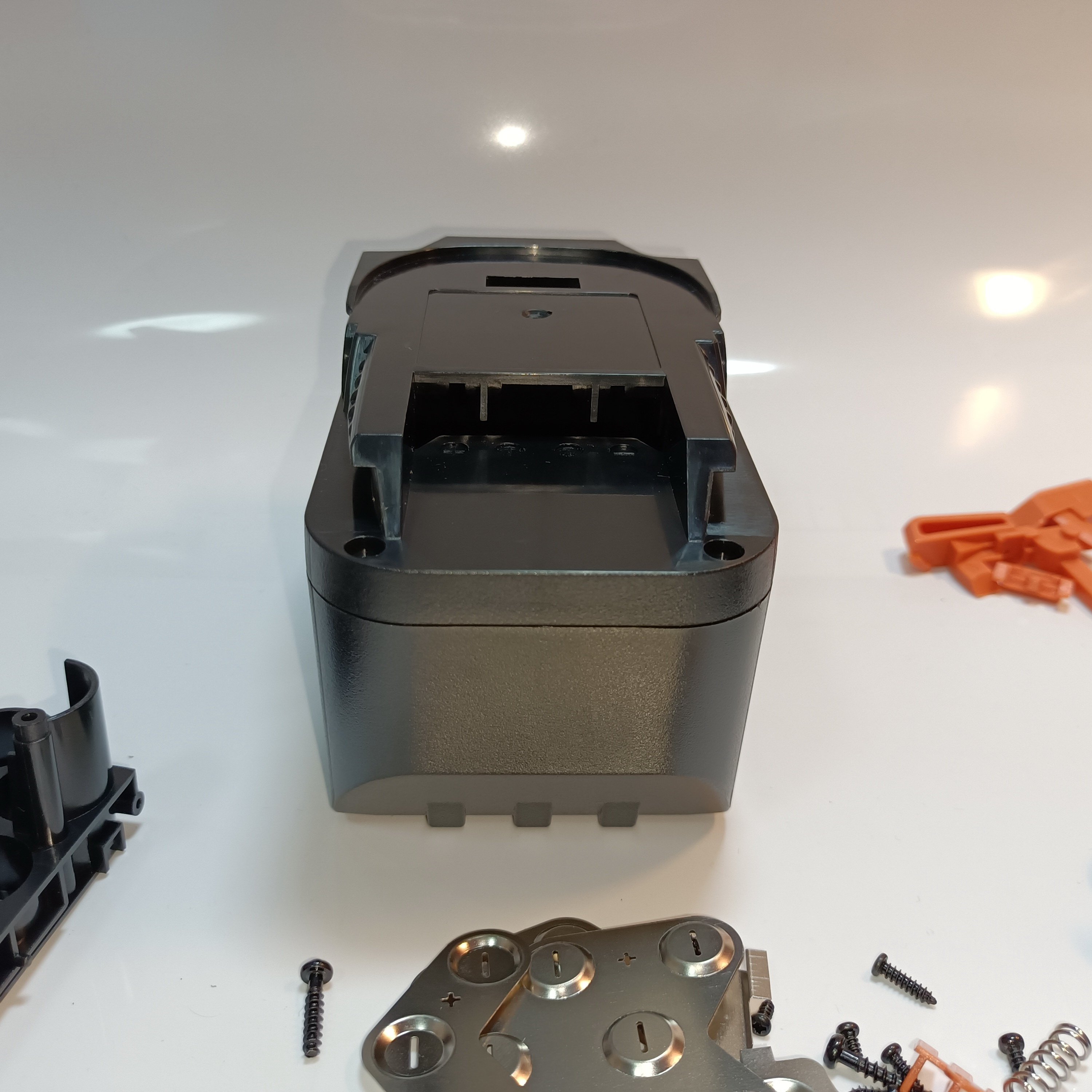 Factory Price AEG RIGID 18v 9.0AH L1890R 15 Cells 18650 Plastic case Plastic Housing Plastic Cover Bms 9.0AH L1815R L1240 L1215