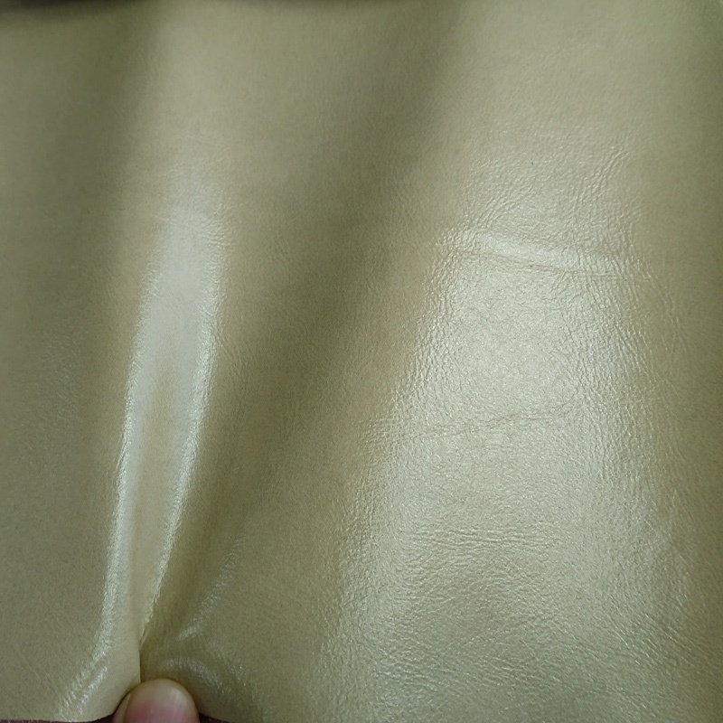 China Dongguan Factory Solvent Free PU Artificial Faux Leather for Living Room Retro Sofa