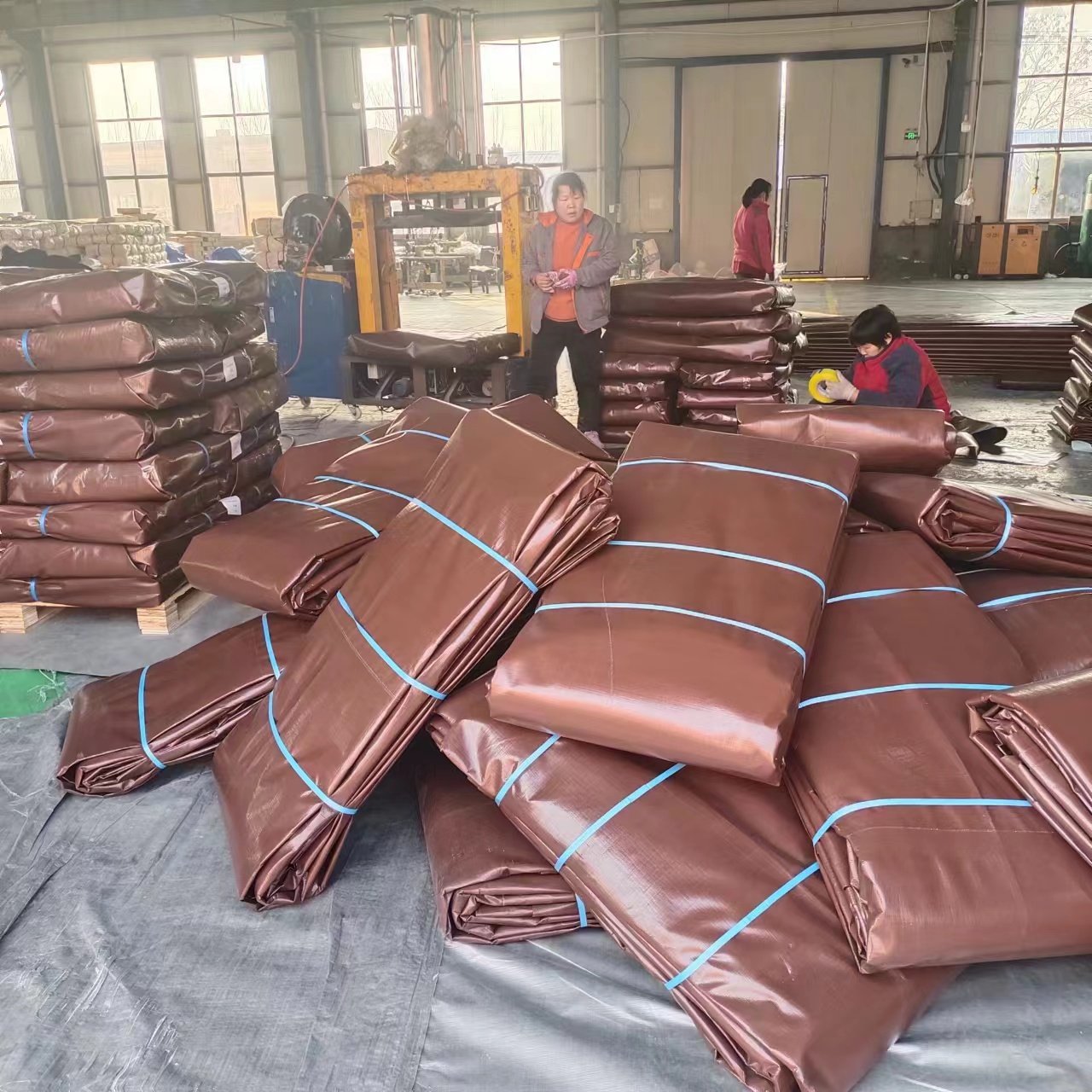 9m X 6m Brown PE Tarpaulin PE Tarp for Outdoor Tarps