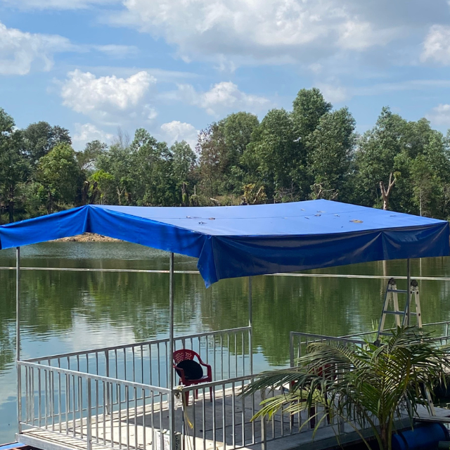 High Quality Customized Heavy-Duty Blue PVC Tarpaulin Cover Waterproof Woven Fabric Truck Car Boat Tent to Export Standards