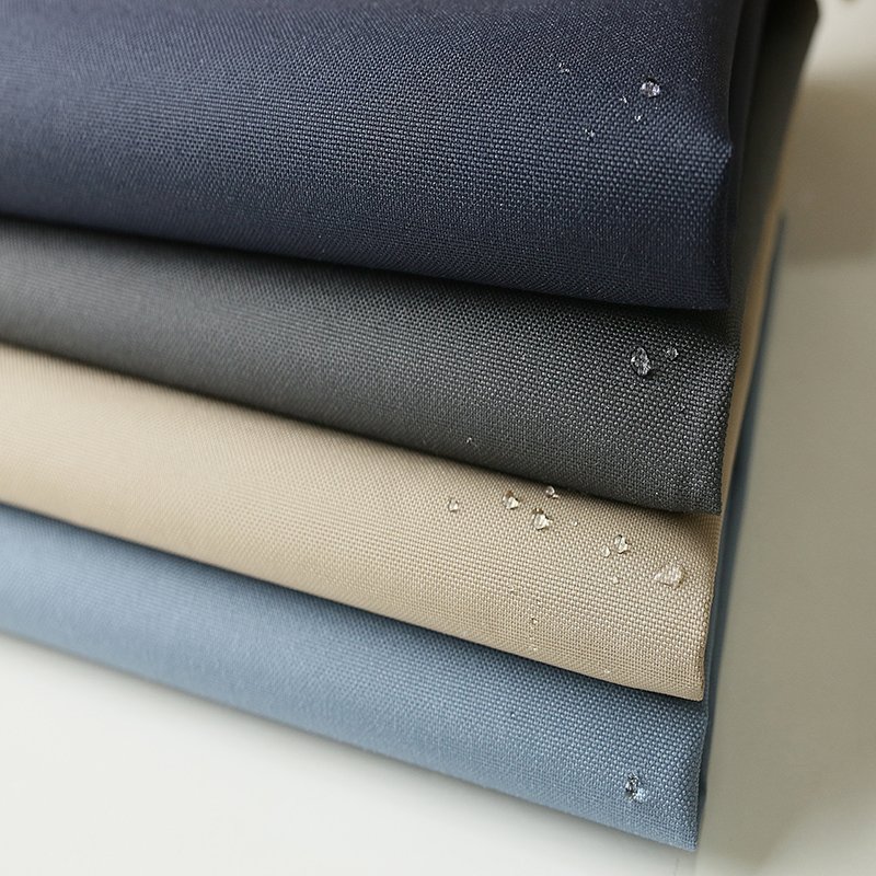 Water Resistant Breathable Flame Retardent 100% Polyester Fabric for Bus Seat Cover