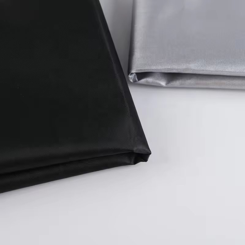83gsm Anti-Wrinkle 210D Oxford Fabric Sliver Coated 100% Polyester for Outdoor Tent Bag Awing Use