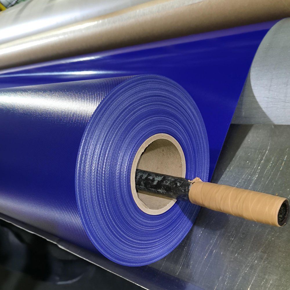 1100gsm Tensile Fabric Low Surface Friction Membrane Tensile Structure Material PVC Tarpaulins With UV Resistance