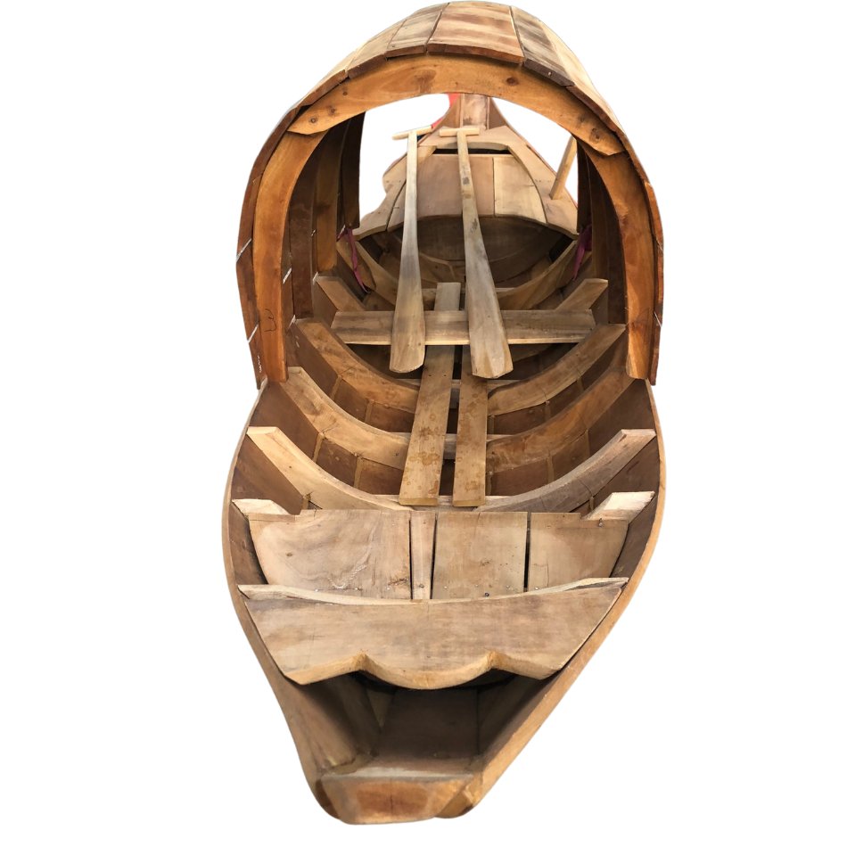 High Quality Customized Designs Wholesale Handcrafted Natural Wood Vietnam Rowing Boats with Dome Fishing Boat for Lake Usage