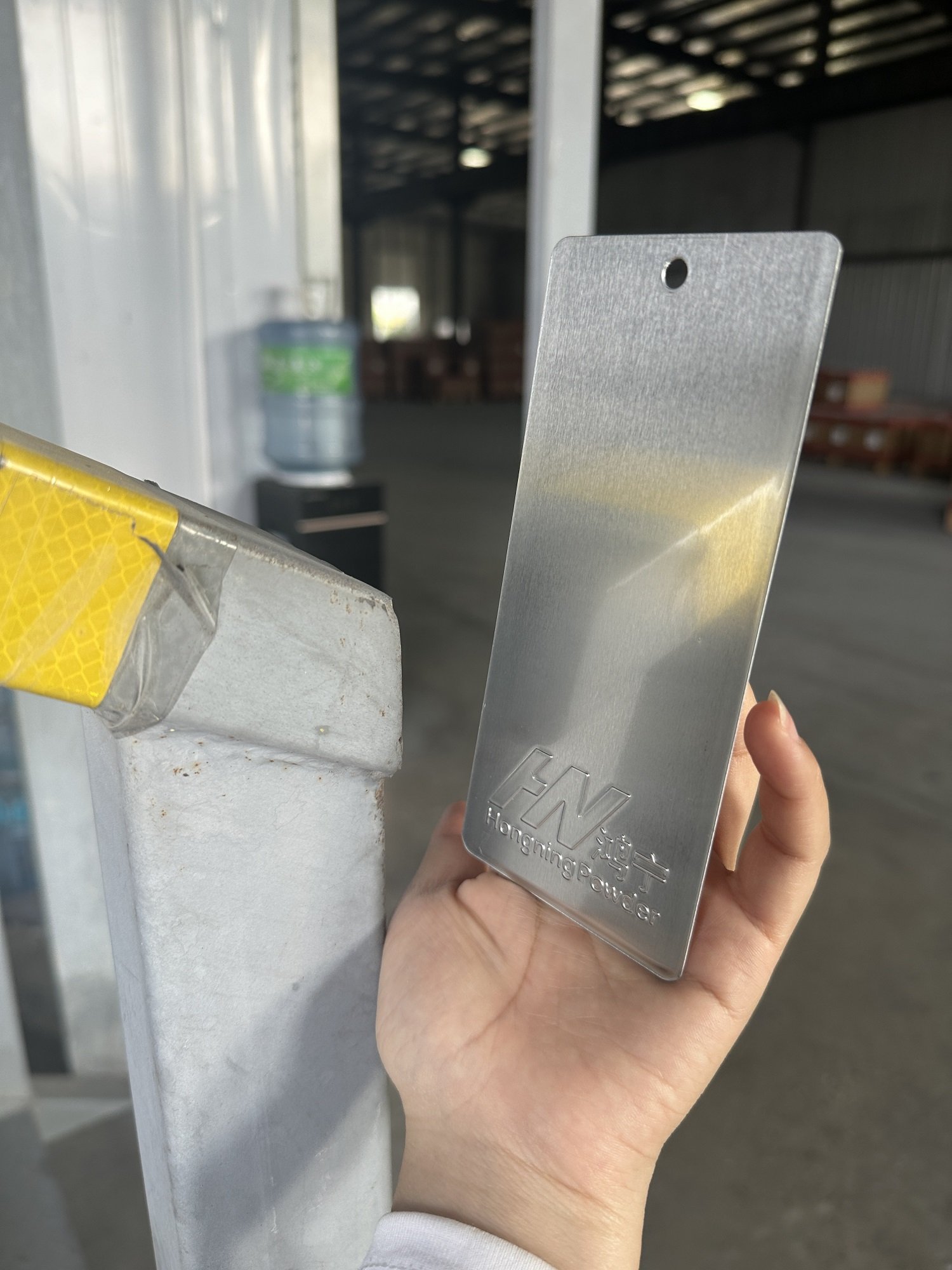 Top Clear Transparent Candy Color Base Cover Powder Coating Paints for Motorcycle Rim Chair Tube Rack Bucket Surface Protection