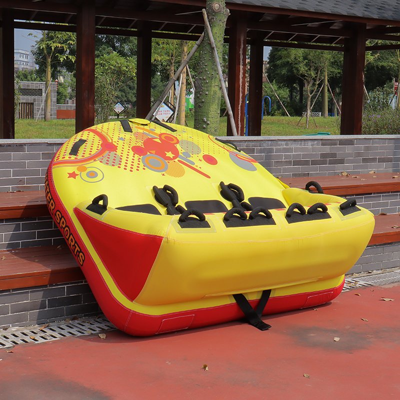 Factory Supply Inflatable Towable Water Sports Tube with Stronger 840D Nylon Cover to Pull, 3 Person Towable Tubes for Boating