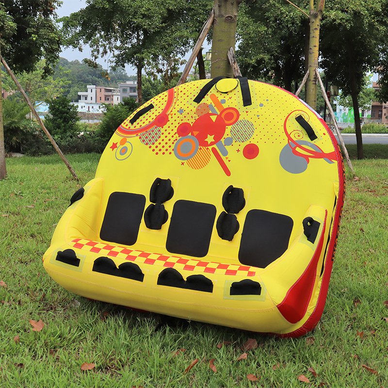 Factory Supply Inflatable Towable Water Sports Tube with Stronger 840D Nylon Cover to Pull, 3 Person Towable Tubes for Boating