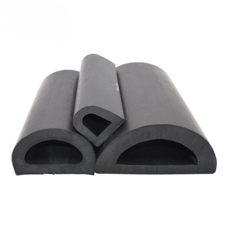 Durable D-Shaped Extruded Rubber Bumper for Trucks Trailers EPDM Strip Pattern Durable Dock Bumper for Equipment Delivery Bays
