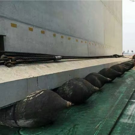 Industrial Ship Launching Marine Airbags Durable Rubber Boats Underwater Lift Bags With CCS Certificate Bumper for Sale